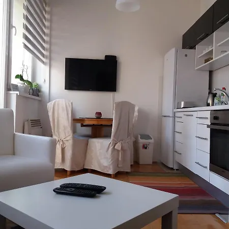 Apartment Ada